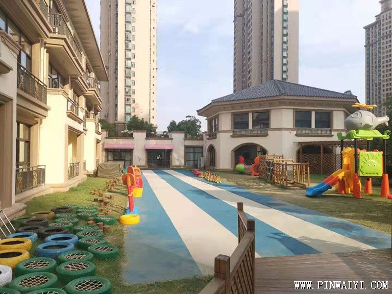 室外.jpg 室外.jpg